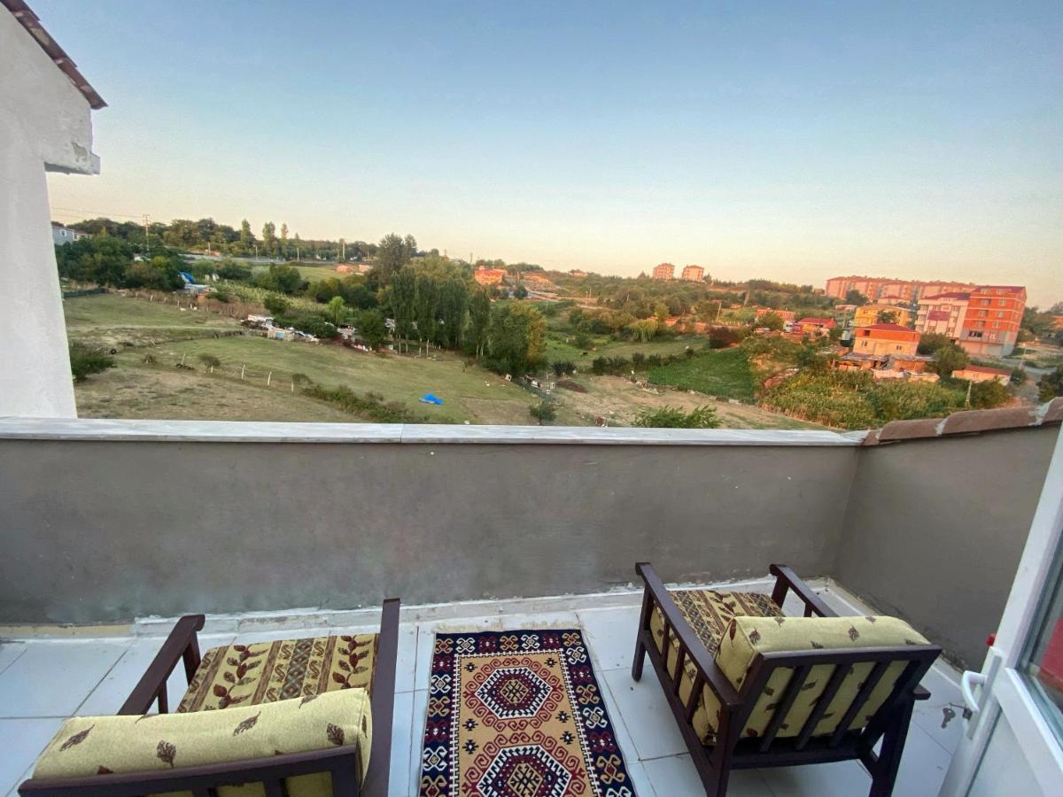 Ferienwohnung Cozy House Near The Airport Arnavutkoy Exterior foto